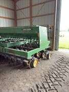 John Deere 750 Wheat Drill, 15ft, Front Dolly Wheels, 7 1/2'' spacing, s/n- NOO750X016600.