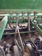 John Deere 750 Wheat Drill, 15ft, Front Dolly Wheels, 7 1/2'' spacing, s/n- NOO750X016600.