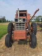 IH 1566 Tractor, Full Front Weights, 2 New batteries, was sitting for 5 years but now is running, 18.4-38 duals, 2 remotes, small 1000pto, hours unknown
