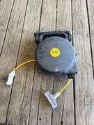 Retractable Air Hose, 3 way plug