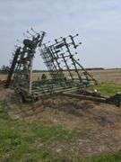John Deere 960 Field Cultivator, rear hitch, S-Tine, 5 Bar Harrow, 30ft.