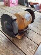 Dewalt Bench Grinder, 6''