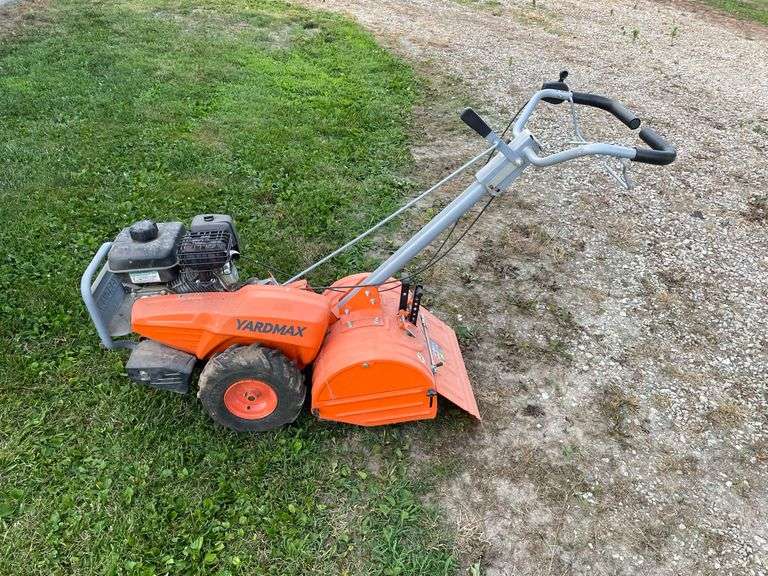 Yardmax CR950 Tiller,  208 CC Briggs and Straton Engine