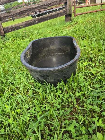 40-gallon water tub