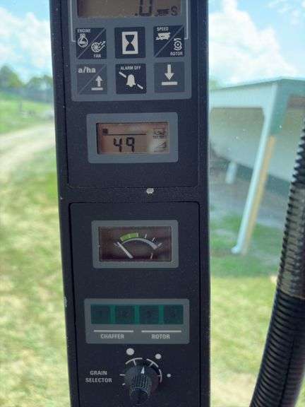 2006 Case IH 2388 Axial Flow Combine, J&M Hopper Extensions, 520/85R42 Duals, like new, 4wd, Extended Auger, Rear Dual Spreaders, 3,506 Engine hours, 2,284 separator hours, Ag Leader Versa Yield Wagons,  HD Lift Cylinders, Spent $60,000 on Recent Repairs and Updates on it, 3 years ago.