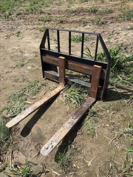 Quick Attach Pallet Forks