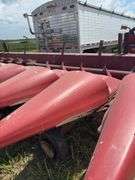 Case IH 893 Corn Head, All Poly Snouts and Row Units