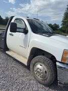 2011 Chevrolet 3500HD 4wd Flat Bed Truck, 94,356 miles, 6.6ltr diesel, 1 Ton Dually, 11ft Bed, Automatic, Gooseneck Ball Hitch, 94,000 miles, single cab, side job boxes vin 1GB3KZCL5BF145864.