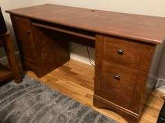 Matching Full Size Bed Set, with Head Board, Desk, Chest of Drawers, End table and Night Stand