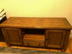 Matching Full Size Bed Set, with Head Board, Desk, Chest of Drawers, End table and Night Stand