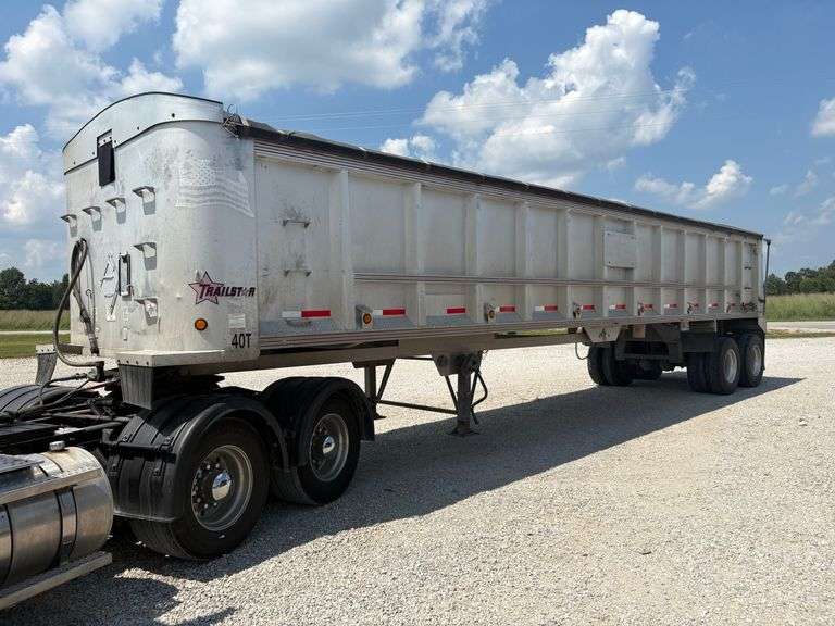 1998 Trailstar 40ft Dump Trailer, Frameless, 2-Year-old Roll Tarp, 11R22.5, New Draft arms and coal chute 4 years ago, With liner, Aluminum rims, Air Tailgate, Air Ride, VIN- 1T9FC39B2W1066201