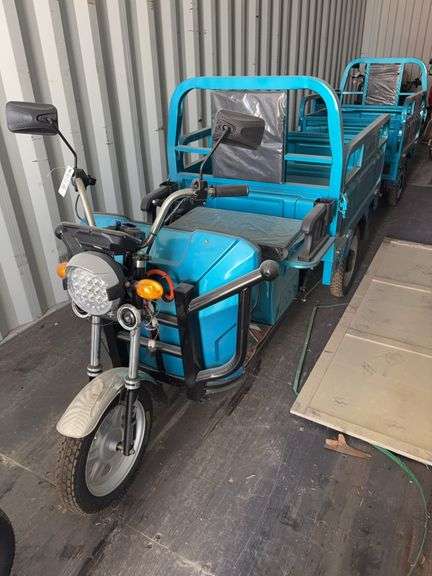 New 2025 IRET13 tricycle D2:D27with bed, runs