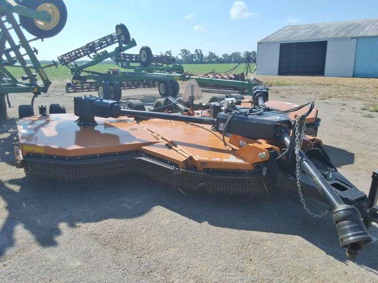 2013 Woods BW1800 Rotary Mower, 15ft, small 1000pto, with Electric valve so can run both wings, 29x9-15 tires