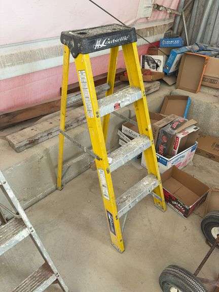Louisville 4ft step ladder