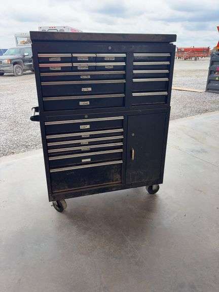 Stand Up Roll Around Toolbox on Casters, Top Shelf with Bottom Shelf, 20 drawer, 1 cabinet, 41'' wide, 52'' Tall
