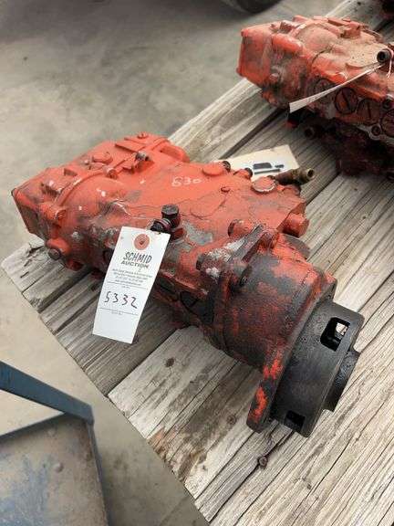 Case 930 Tractor Injection Pump - Schmid Auction
