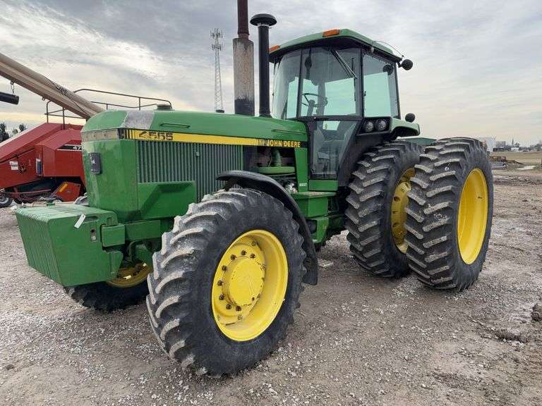 John Deere 4555 front wheel-assist, power shift, 9,098hrs, 3 remotes, big 1000PTO, good heat and A/C, front fenders, quick hitch, s/n- RW4555P007291
