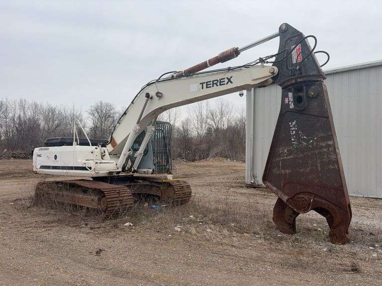 2005 Terex TXC 340 LC-1 Excavator, has a knock in the engine, engine is locked up, 59,260lb, 74,740 operating weight, Cab, Door, 184kw/1900rpm, s/n- 30004 ( we have the other arm as well for it) (If a bid is placed on either Lot 11 Terex Excavator or lot 12 Hyd. Shear with less than 2 minutes left, both items extend by 2 minutes. They sell separately and are separate lots!)
