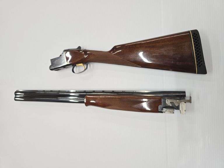NIB Browning Citori over & under 12GA shotgun with modified and full browning choke, 26" barrels, 2-3/4 chamber, S/N: 04356NZA13, (An additional $30 transfer fee will be paid to Accuracy Firearms when item is picked up)