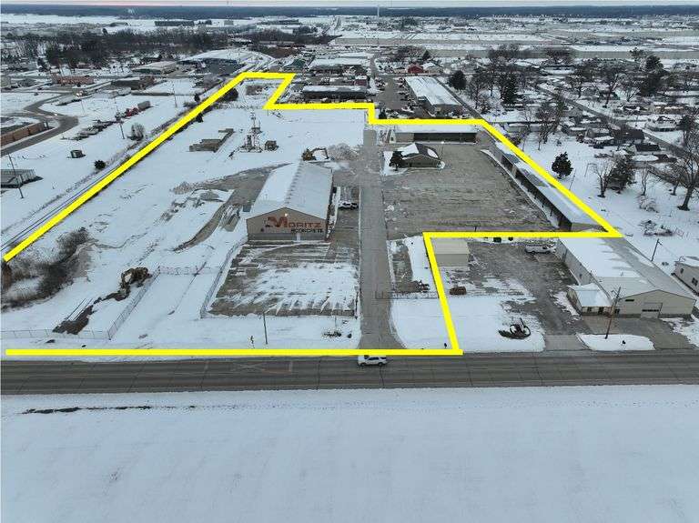 9.45 + or – Acres No Reserve Commercial Real Estate Auction – Online Only Wed. March 25th 9:30AM (Timed Online Auction) 1805 South Fourth St. Effingham IL 62401