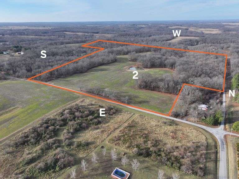 Tract 2: 53 + or – acres, 17.5 FSA tillable acres (Soil P.I. 105.1), 35.5 + or – acres of wood prime hunting land w/large marketable trees and small pond. Located in Sec 33, Ora Township, Jackson County, IL parcel #03-33-400-006. Farming rights granted at closing.