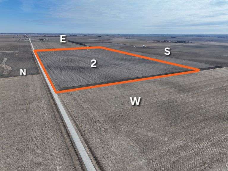 Tract 2: 80 + or - Acres, 79 + or – tillable, Located in Sec. 25, Dix Township, Ford County, IL Soil PI 124.3