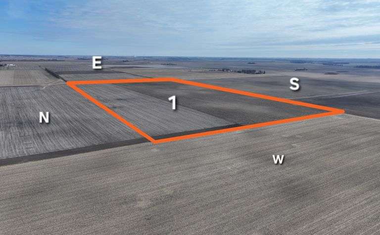 Tract 1: 80 + or – Acres 79.5 + or - tillable, Located in Sec. 25, Dix Township, Ford County, IL Soil PI 122.5