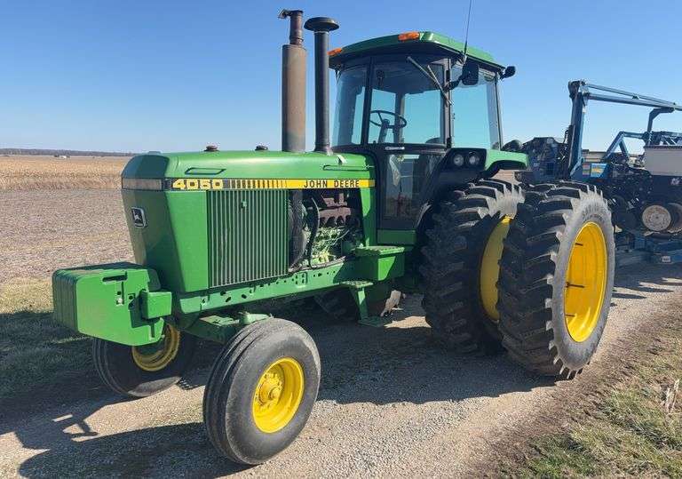 1986 John Deere 4050 Tractor, 3,794 hours, 2 Remotes, 3pt, Digital Dash, Firestone 18.4x38 Duals (75%), Clamp on duals, s/n- RW4050H006786 (click on documents for spec sheet)