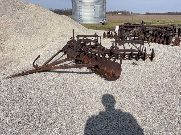 Pull type 8ft disc.