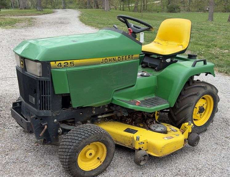 John Deere 425 gas riding mower, hydraulic lift, 54" deck, all-wheel steer, 1493hrs