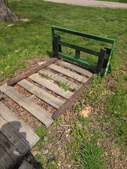 Frontier pallet forks for loader 43" forks