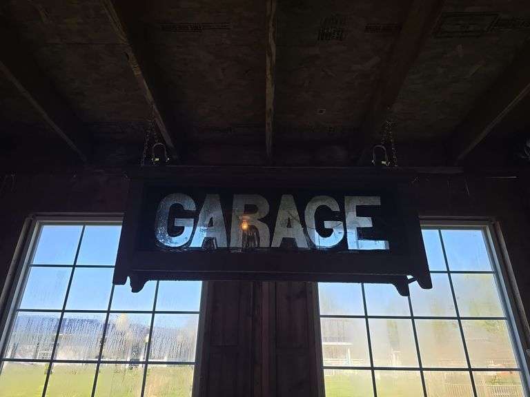 Vintage garage light up sign approx. 4ft long.