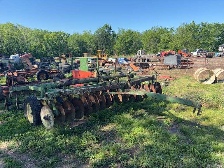 John Deere 12ft Disk, Tandem Axle
