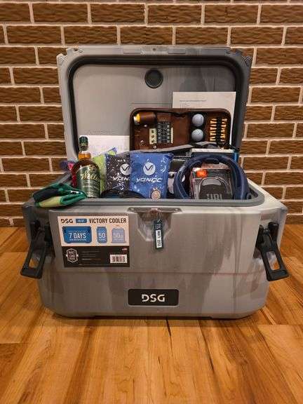 DSG Cooler Golf Package donated by: Altamont Class of 2011. $100 Gift Card to Cardinal Golf Course. Practice Golf Net, 6 pack Golf Bag Cooler, Golf Socks, Portable Neck Fan, Golf Marker-Precision Green Reading, Magnetic Microfiber Golf Towels, Cooling Towels, Personalized Golf Divot, Polarized Sunglasses