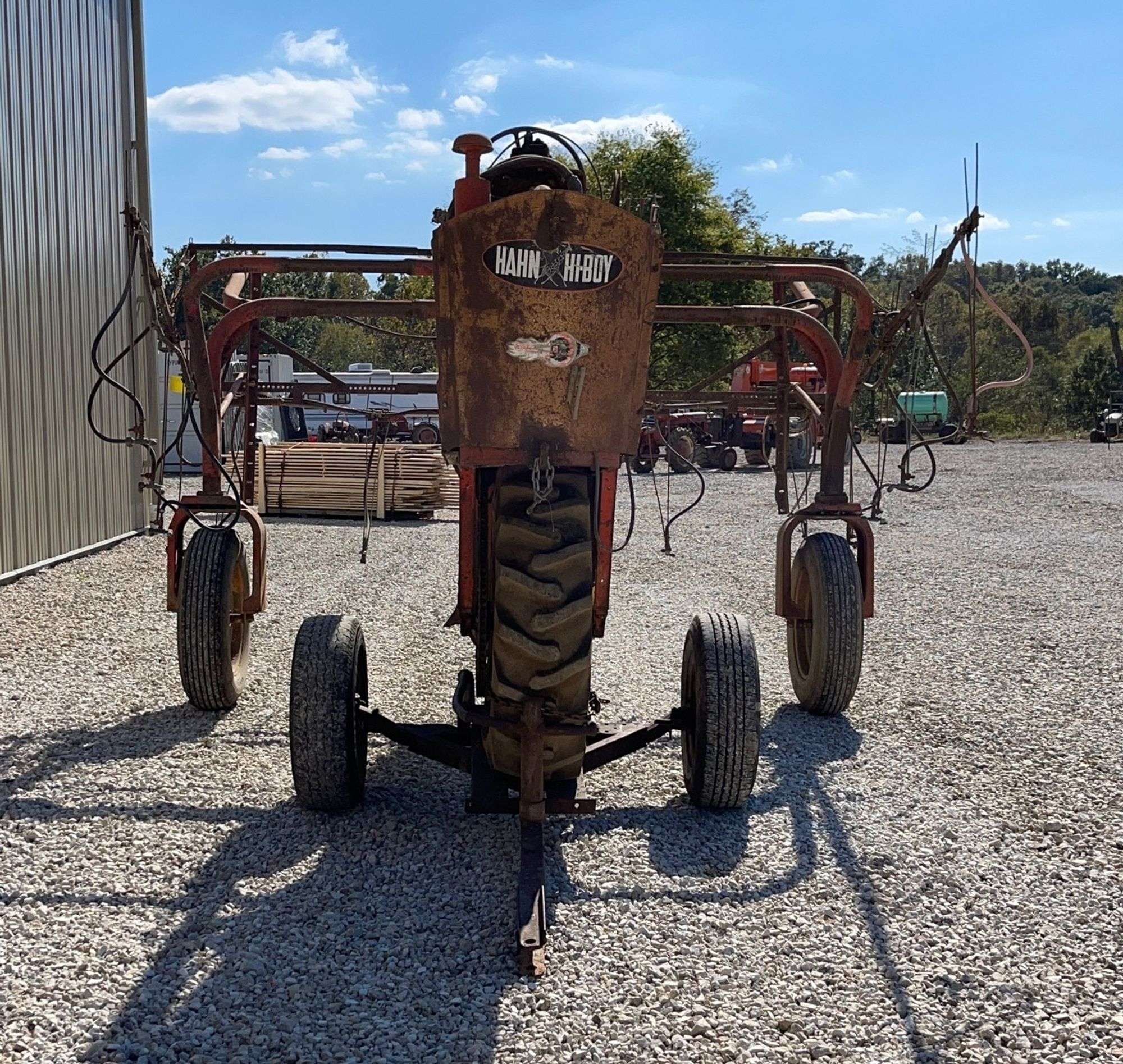 Hahn Hi-Boy self propelled sprayer - Schneider Auctioneers LLC