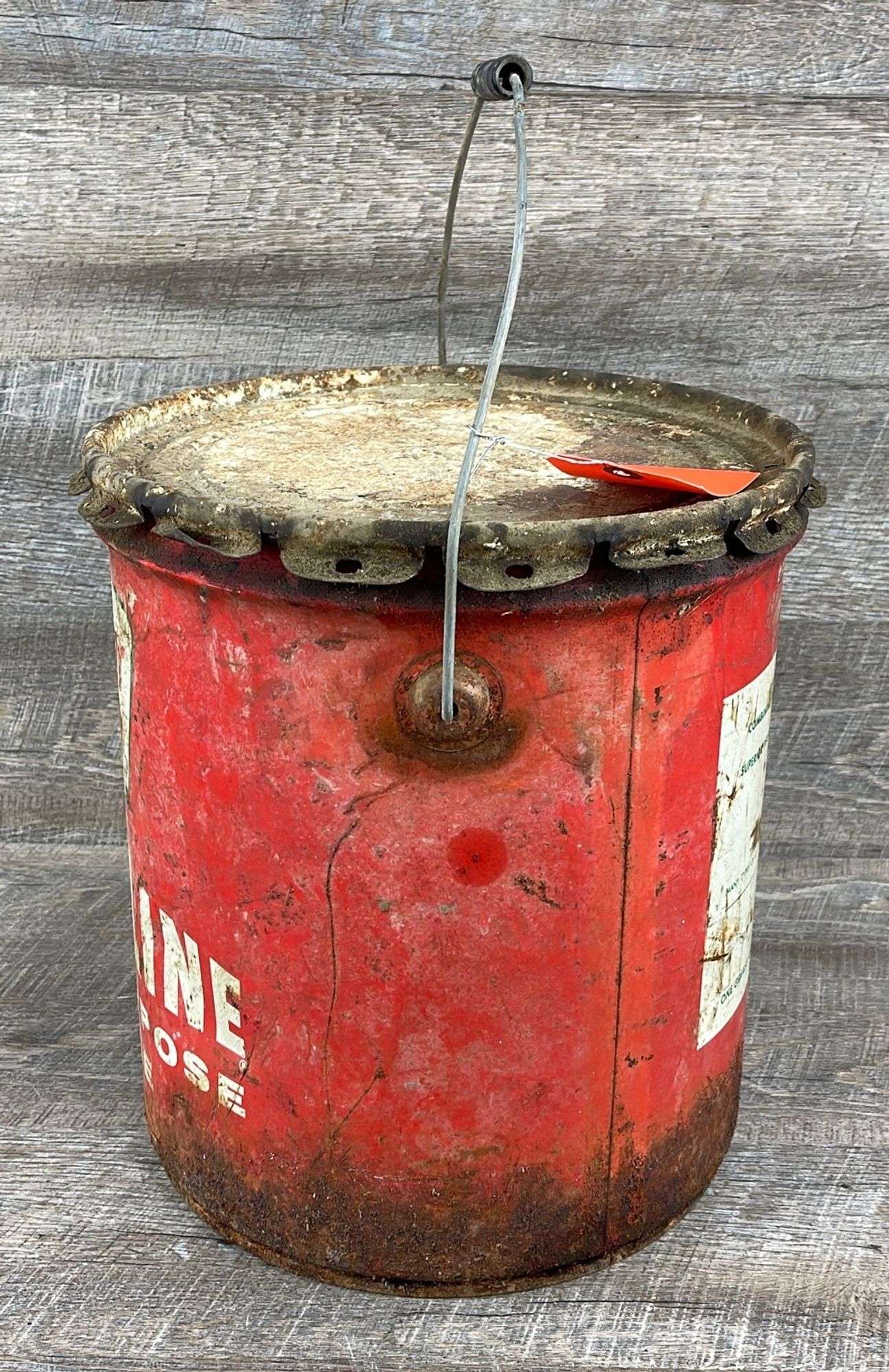 Vintage Sinclair 5 gallon grease can - Schneider Auctioneers LLC
