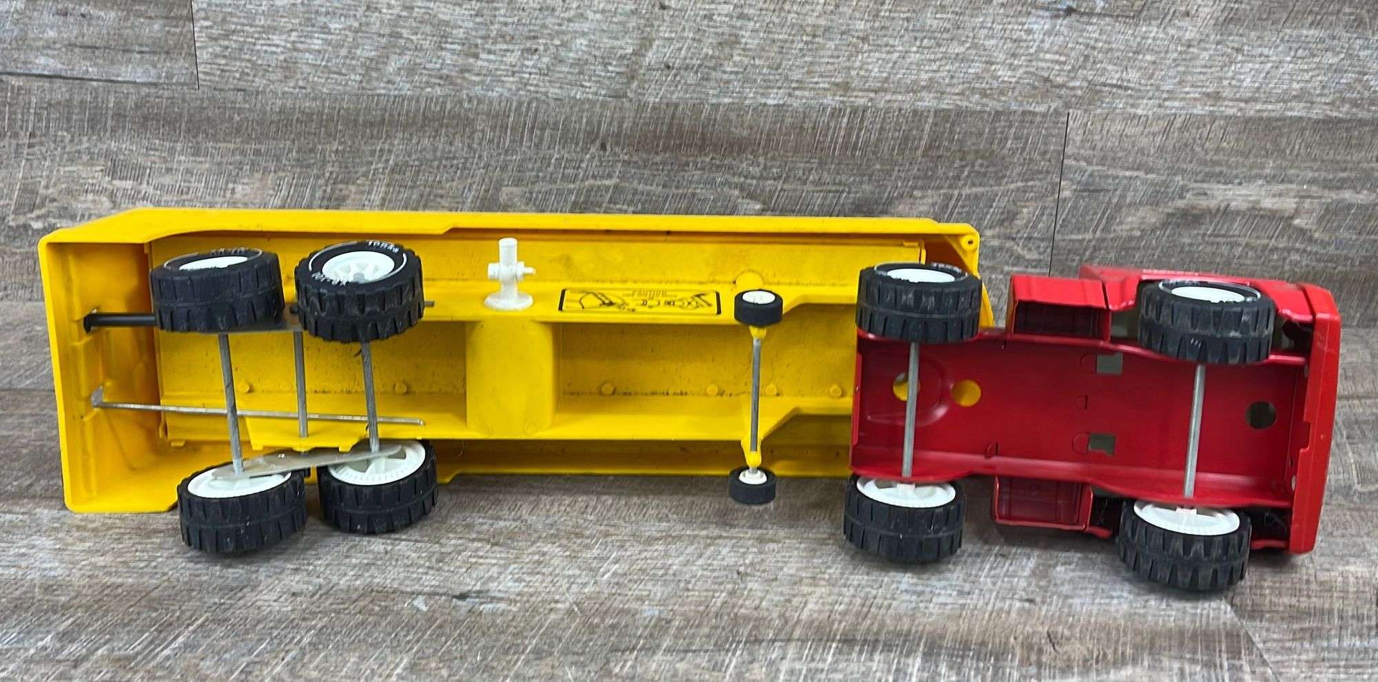 Vintage Tonka Super Tanker truck & trailer - Schneider