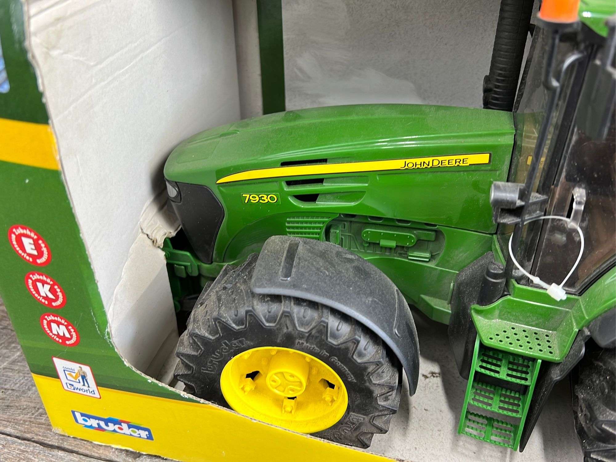 1/16 Bruder John Deere 7930 tractor - Schneider Auctioneers LLC