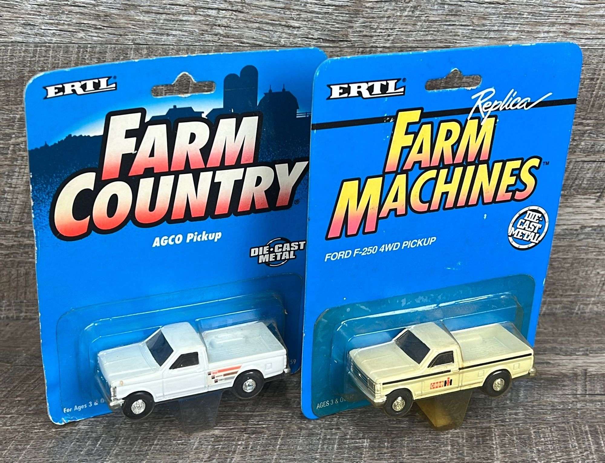 【アメリカン雑貨】ERTL FORD Ertl 1/64 Ford 4wd Pickup With AGCO Skidsteer and Trailer | eBay
