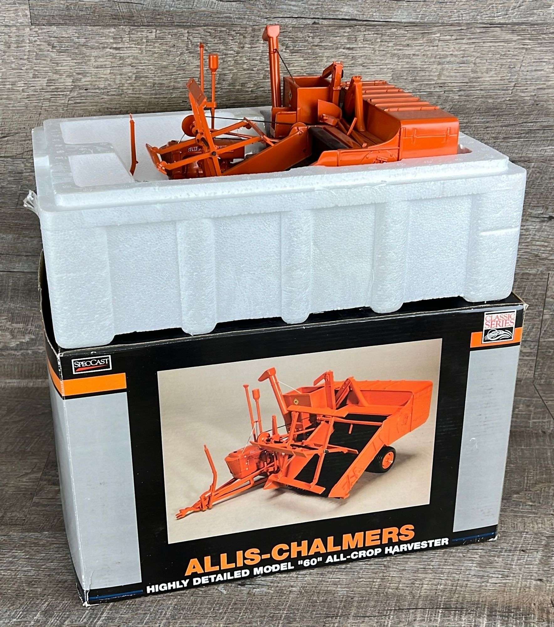 chop 様 オーダー品 1/16 SpecCast Allis Chalmers 60 All-Crop harvester - Schneider