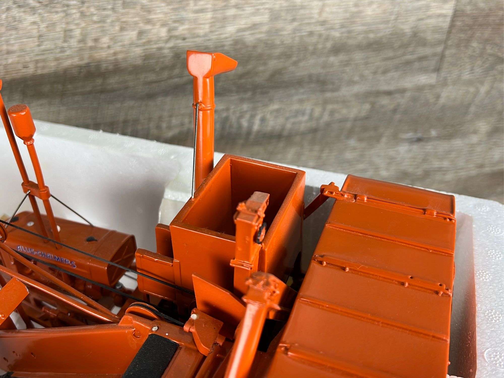1/16 SpecCast Allis Chalmers 60 All-Crop harvester - Schneider