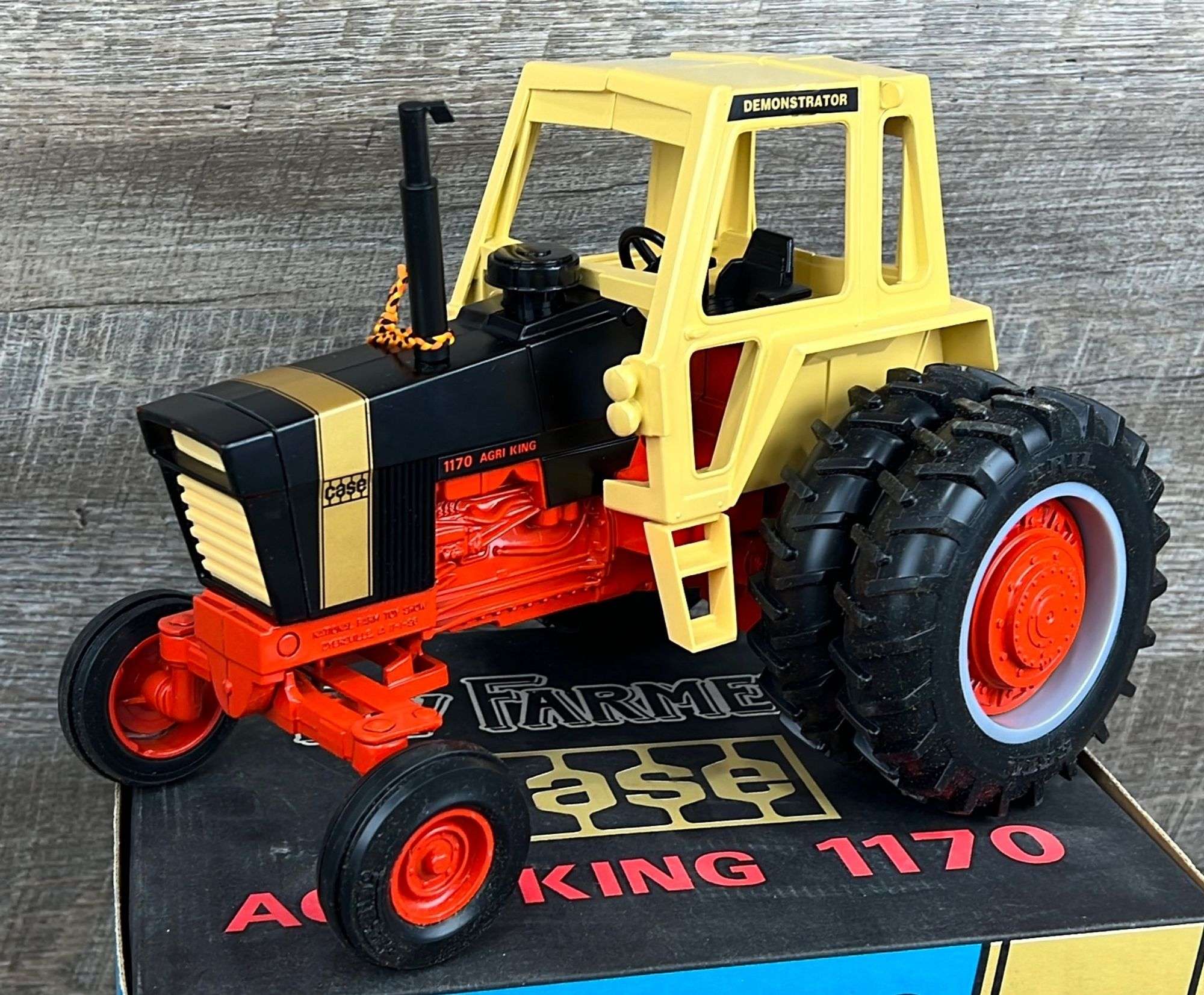1/16 Toy Farmer Case Agri King 1170 1996 National Farm Toy Show
