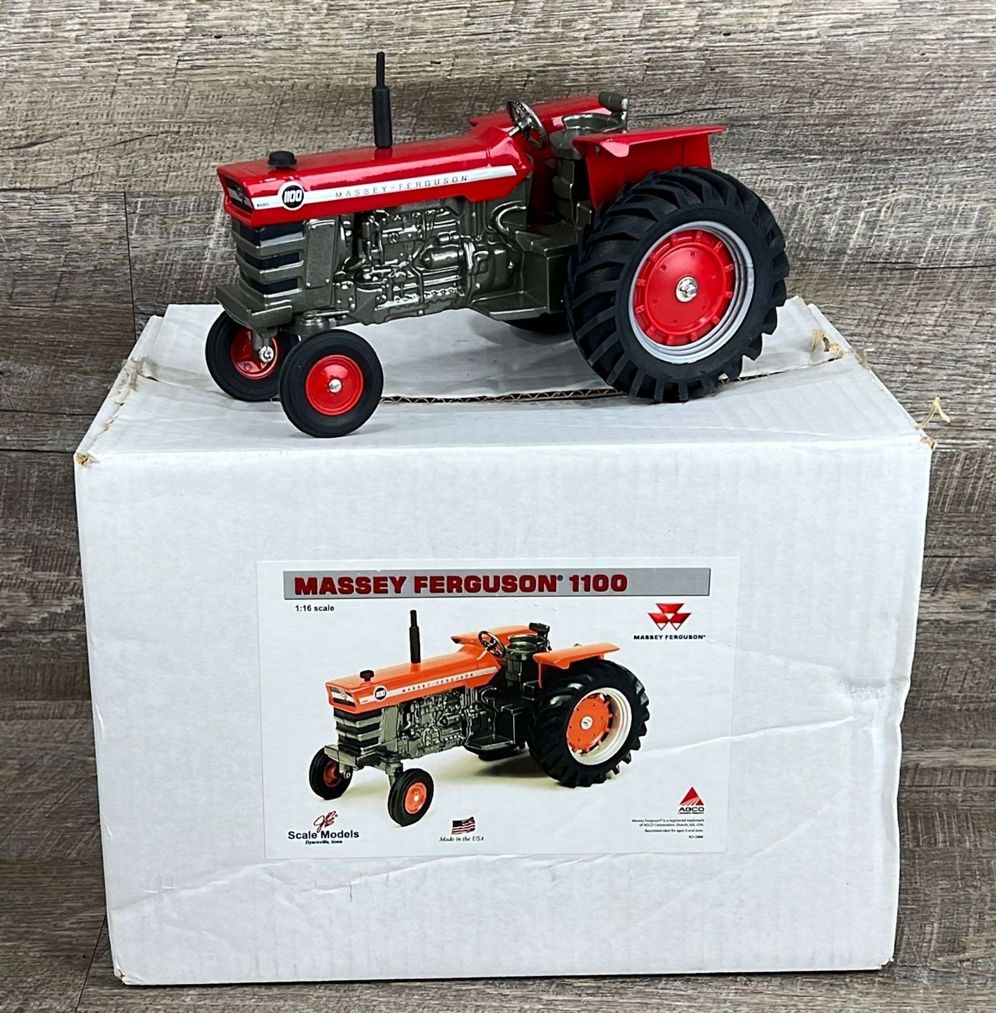 1/16 Scale Models Massey Ferguson 1100 tractor - Schneider