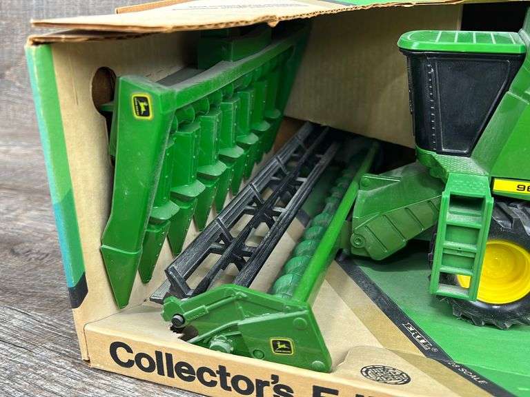 1/28 Ertl John Deere 9600 1989 collector's edition combine