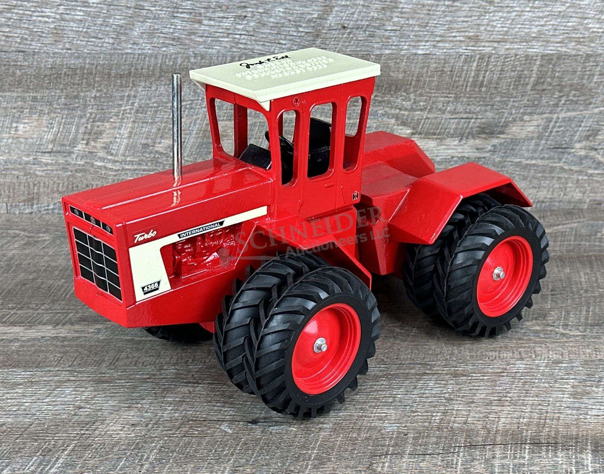 1/16 Scale Models IH 4366 '99 collector's edition tractor signed