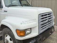1998 Ford F800 crane service truck