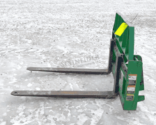 Pallet forks for JD 673SL loader w/ JD style quick hitch