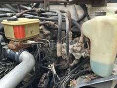 1998 Ford F800 crane service truck