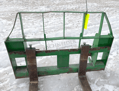 Pallet forks for JD 673SL loader w/ JD style quick hitch