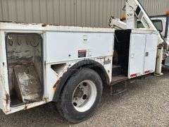 1998 Ford F800 crane service truck